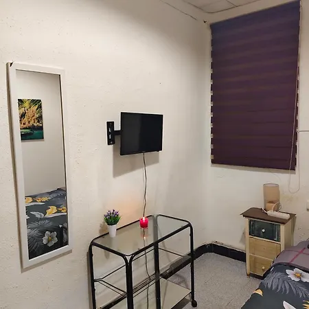 Quarto em Acomodações Particulares Kalifornia